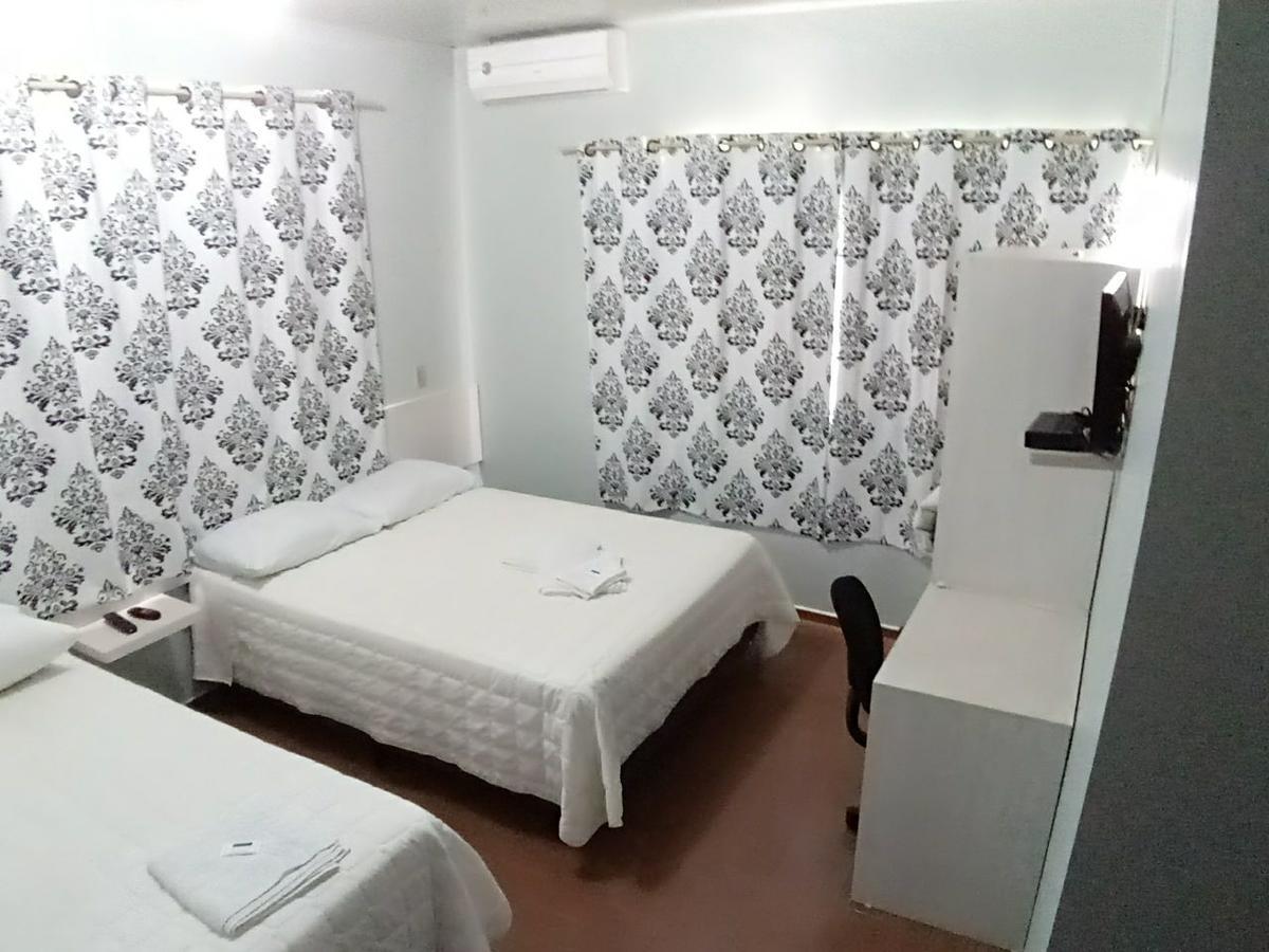 Giroto Hotel Realeza Екстер'єр фото