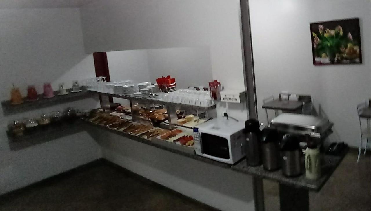 Giroto Hotel Realeza Екстер'єр фото